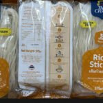 เส้นก๋วยเตี๋ยว/ผัดไทย Phad Thai noodles are vegan and gluten free products 375g